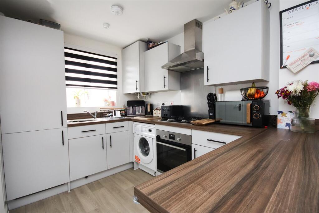 NN8 Mostyn Street, Wellingborough photo 3