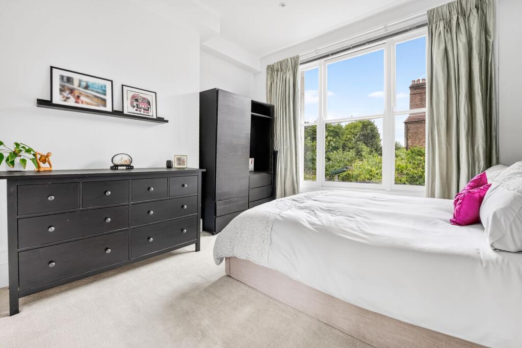Apartment in London, Stroud Green - View 5