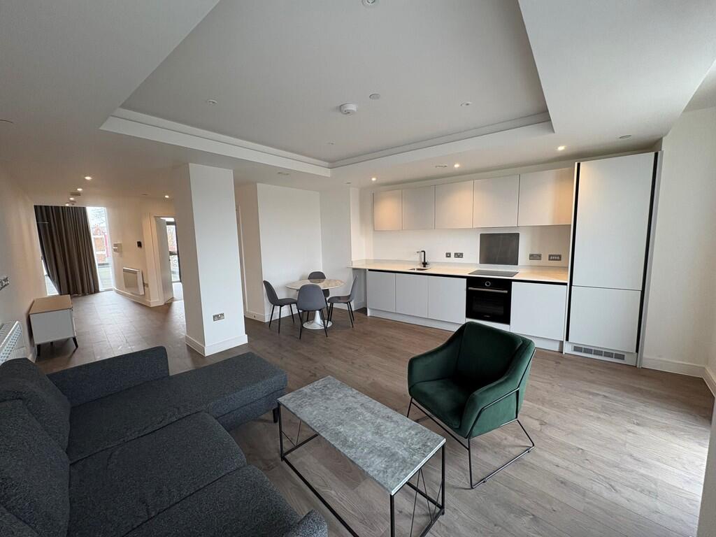 Apartment in Nottingham - View 3