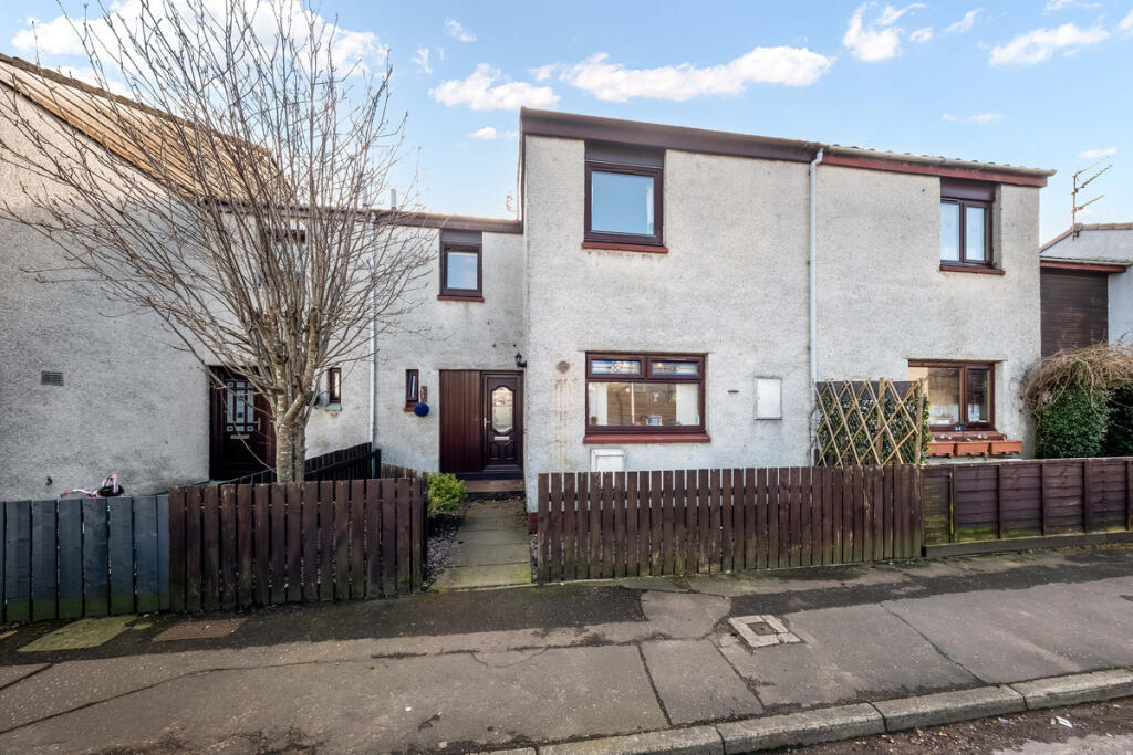 Main image of property: Portmore Place, Dundee, DD2 4