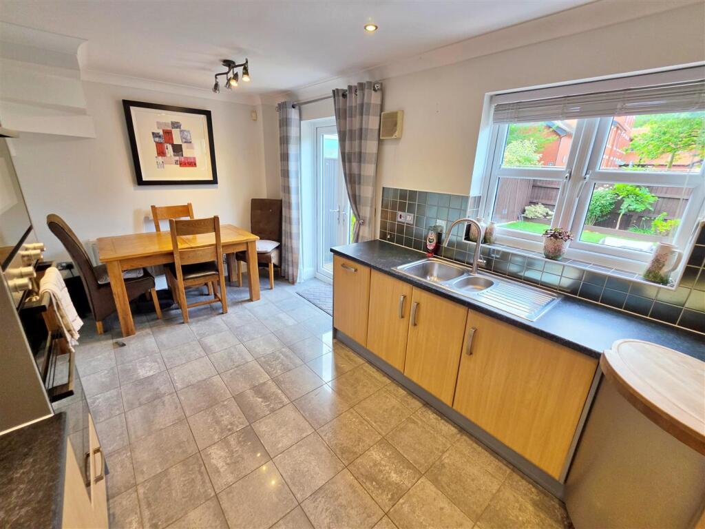 Farriers Way, Poulton-Le-Fylde photo 4