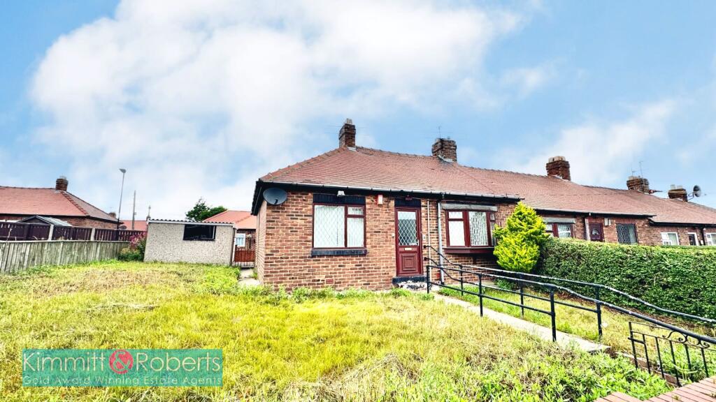 2-bed semi-detached on Lumley Terrace, Sunderland, Tyne and Wear, SR2 0HP, £119,000