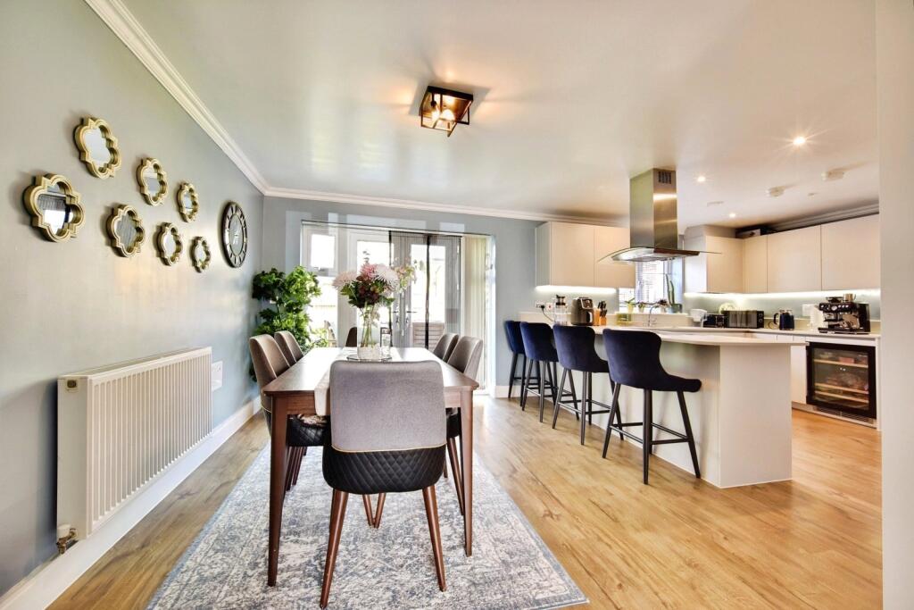 House in Maidstone, Langley - More