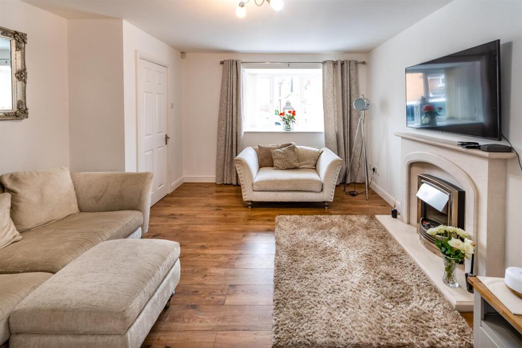 House in Rotherham, Bramley - View 3