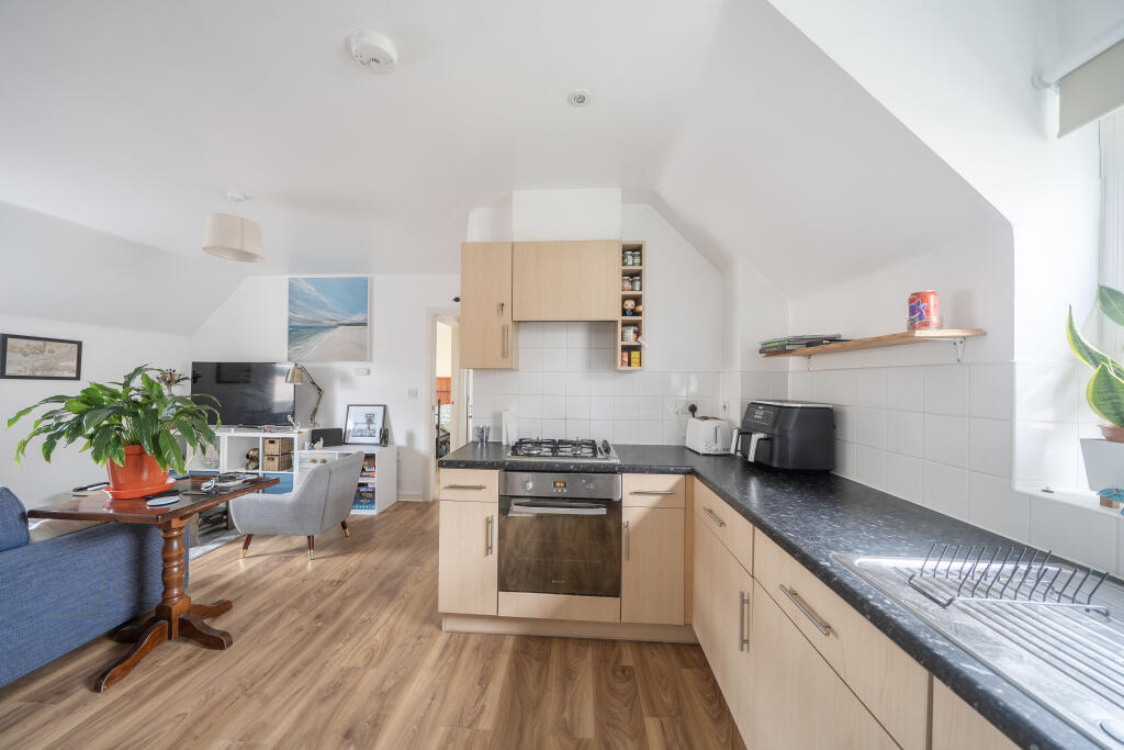 Apartment in Southampton - More