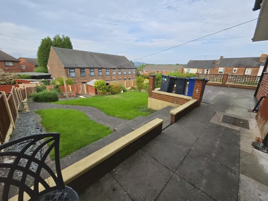 House in Newcastle-under-Lyme, Kidsgrove - View 3
