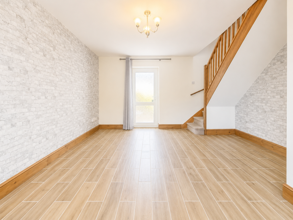 Apartment in Weston-super-Mare, North Somerset - More