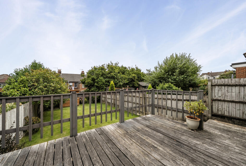 Main image of property: Weare Road, Tunbridge Wells, Kent, TN4