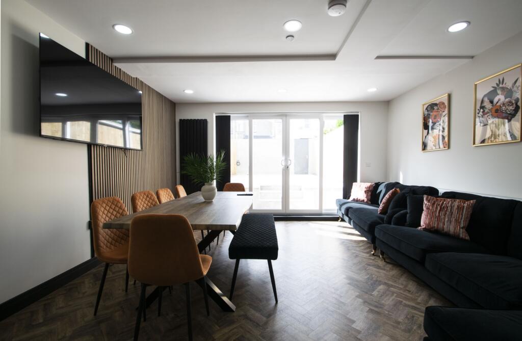House in Cardiff - View 2