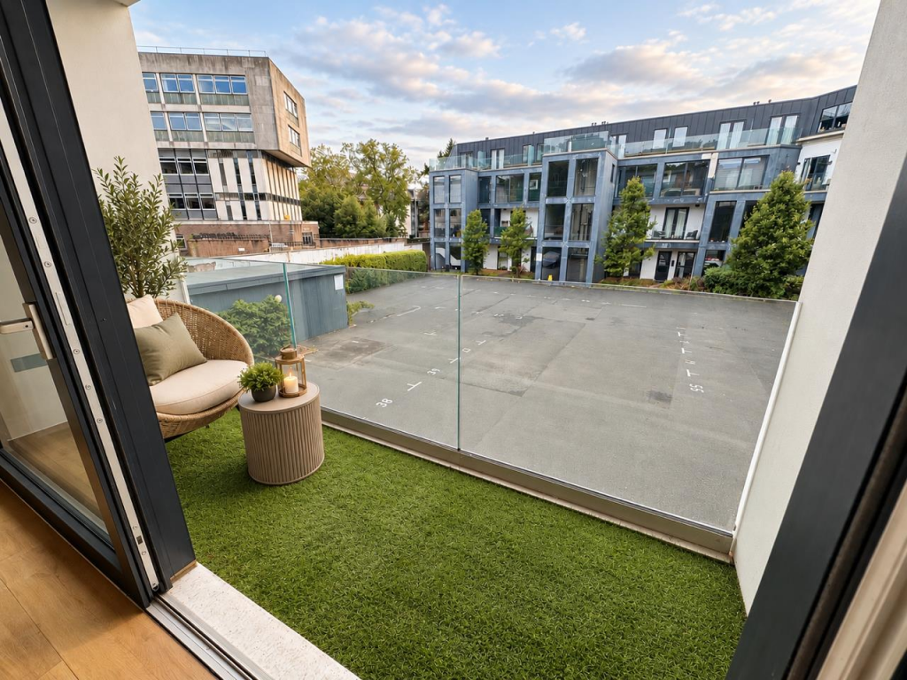 Apartment in Poole - View 4