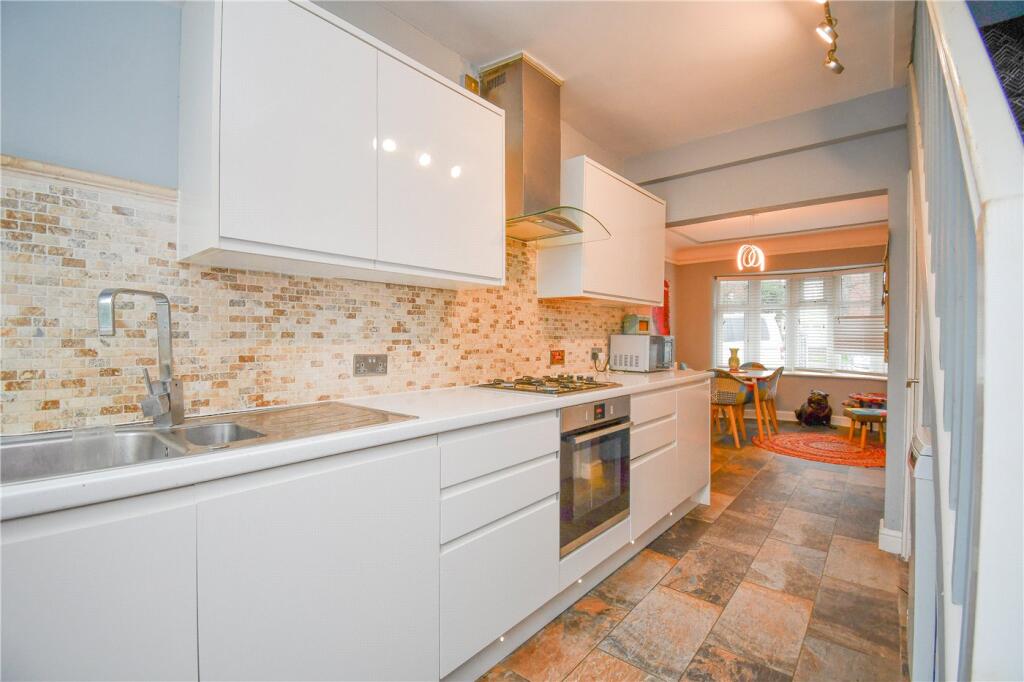 House in Moreton, Overchurch Hill - View 5
