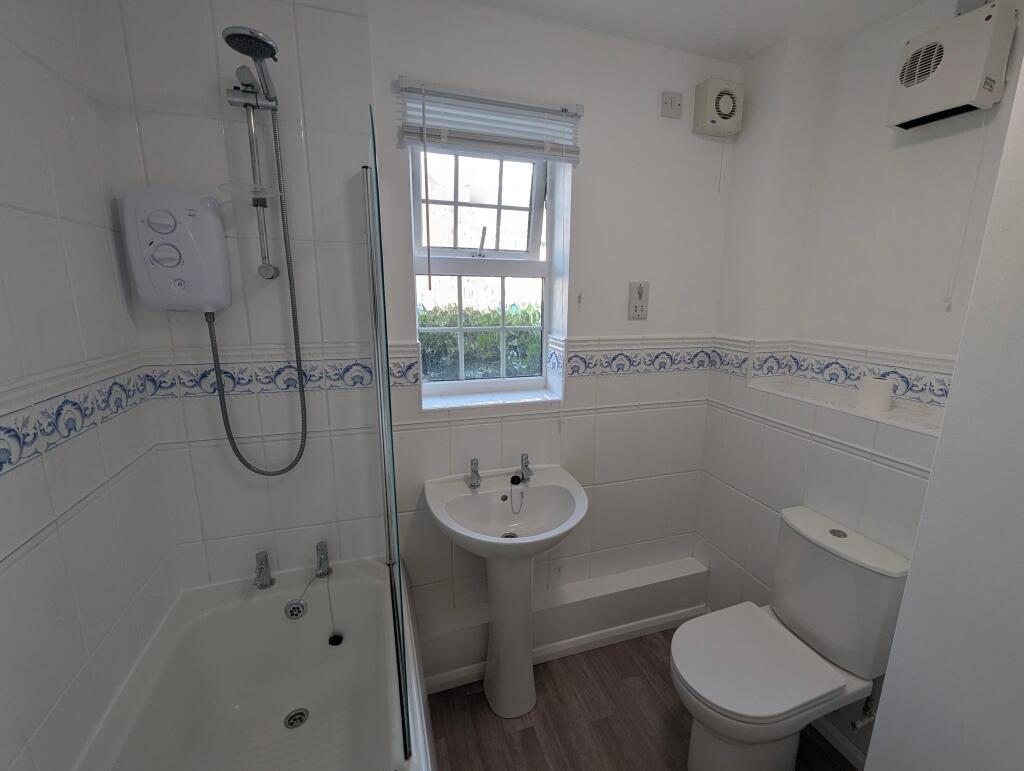 Apartment in Coventry - View 4