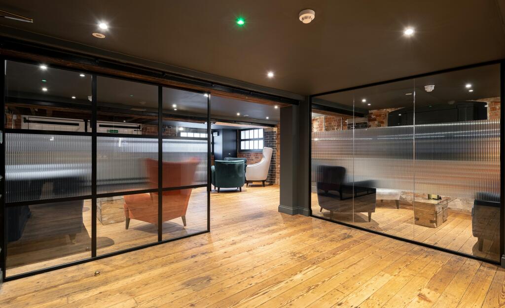 Old Bond Store  The Electric Eye Photography 7.jpg