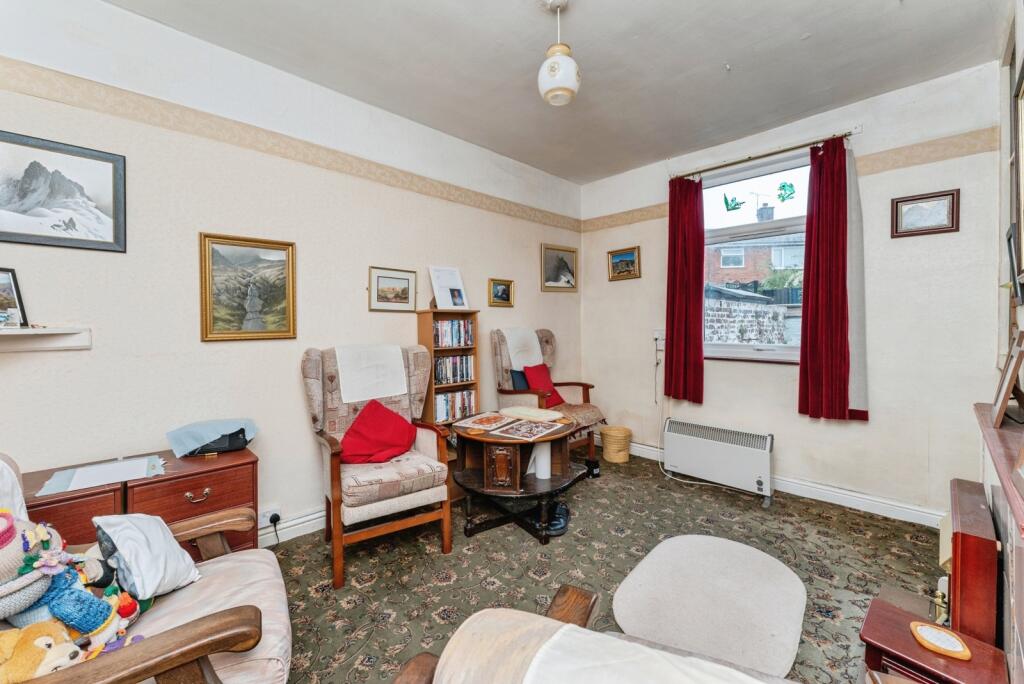 House in Flintshire, Northop Hall - View 4