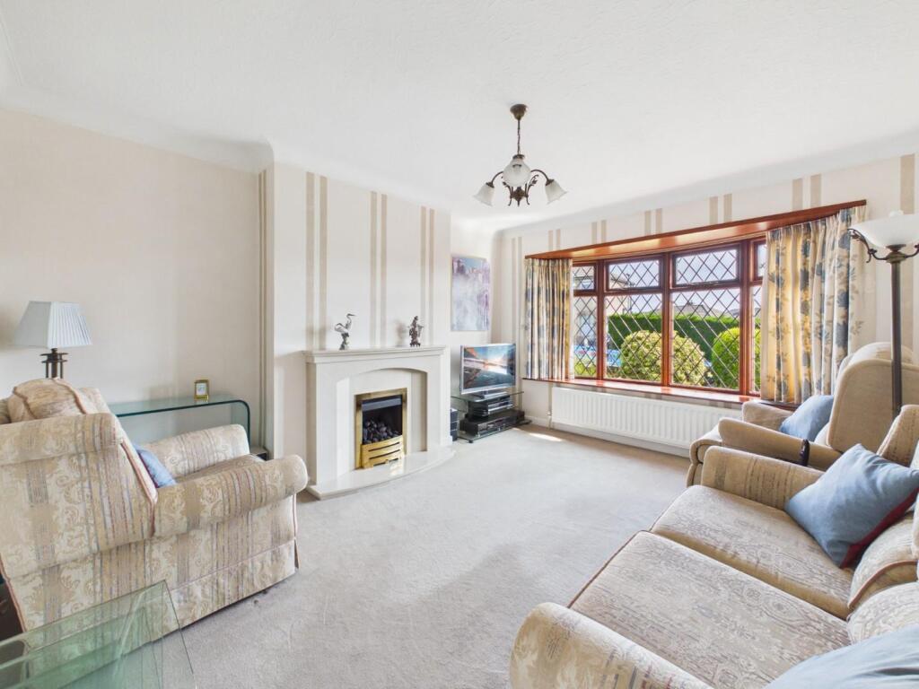 Heaton Drive, Bingley, West Yorkshire photo 2