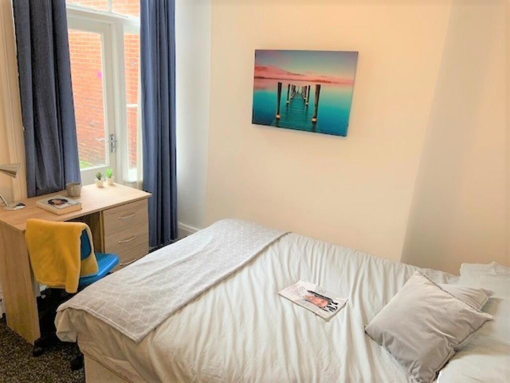 Main image of property: The Polygon, Southampton