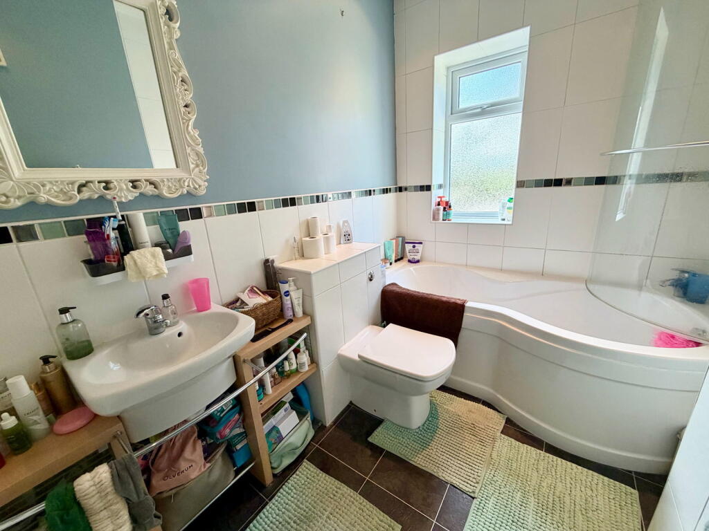 House in Sheffield - View 4