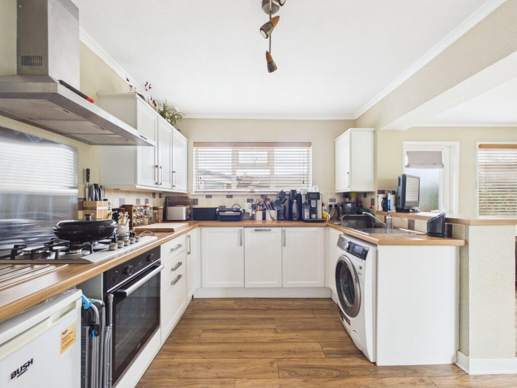 House in Worthing, West Sussex - More