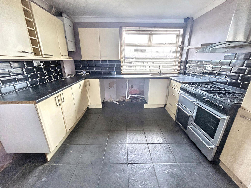 House in Great Yarmouth, Southtown - View 4