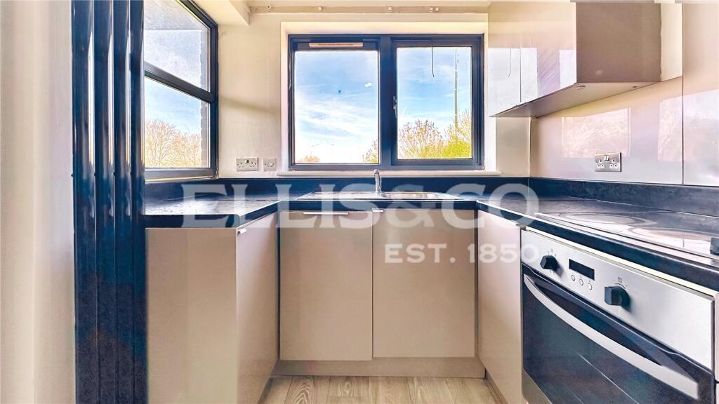 Apartment in London, Twyford - View 4