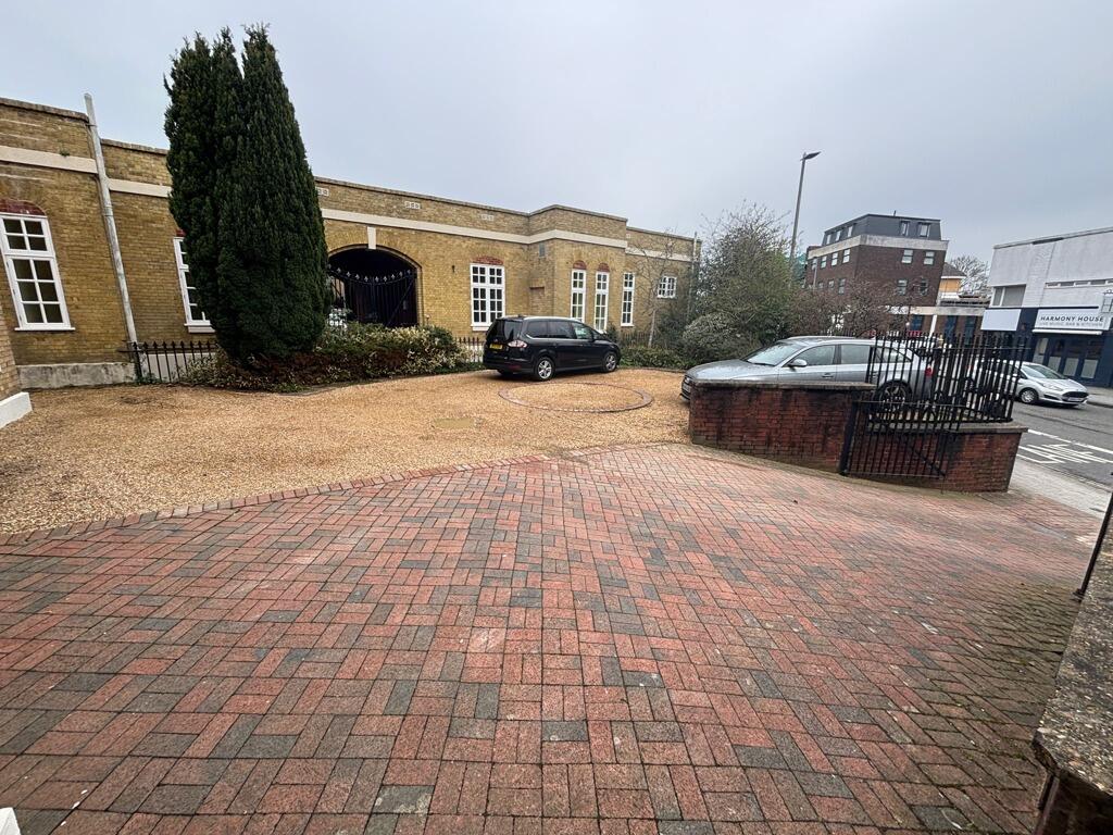 Photo 5