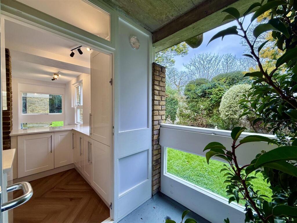 House in London - More