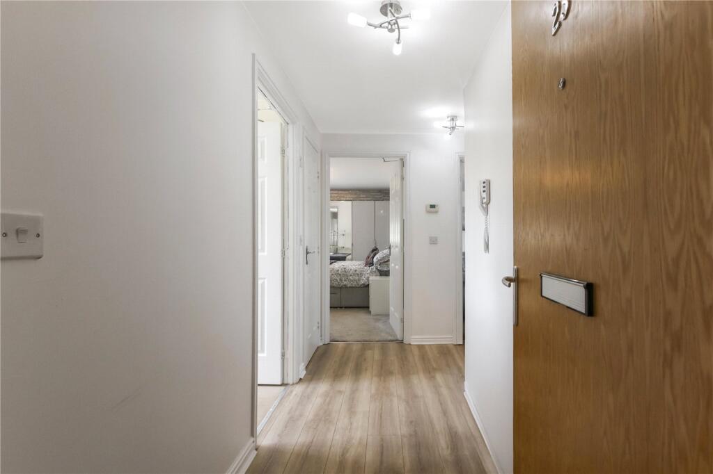 Apartment in Allanton, South Lanarkshire - View 2