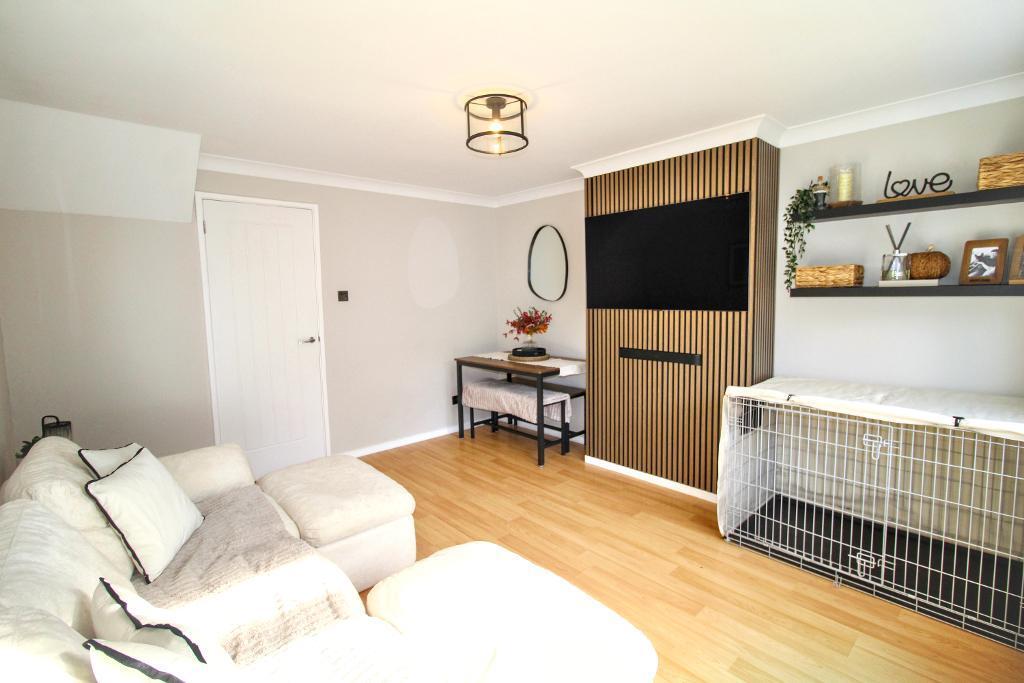 Wavell Close, Yate, Bristol, BS37 5UN photo 3