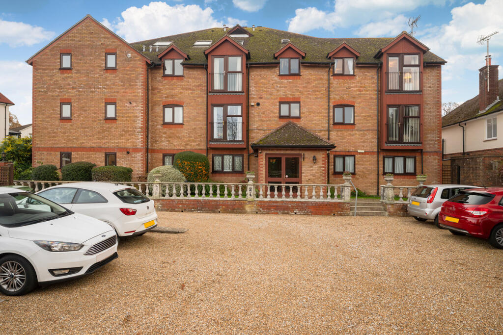 Tulip Court, Horsham, RH12, Horsham