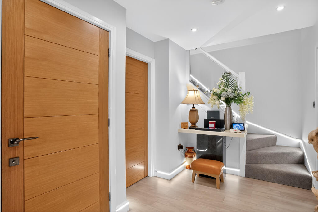 House in South Ribble, Moss Side - View 2