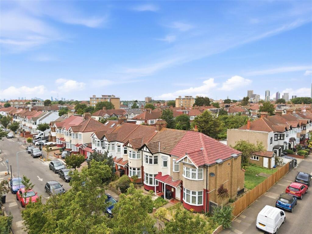 House in Ilford - View 2