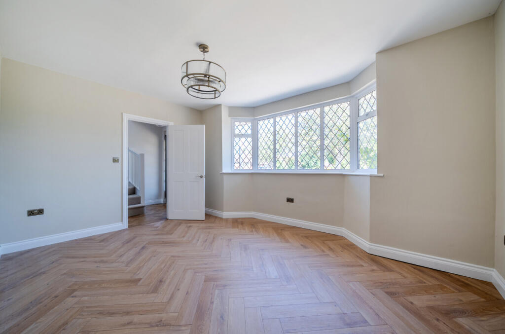 House in Brighton - View 5