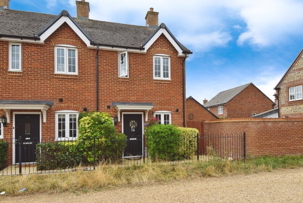 2-bed terraced on Rushworth Row, Amesbury SP4 7YH, £254,000