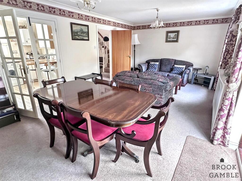 House in Eastbourne, Langney Point, Sovereign Harbour - View 4