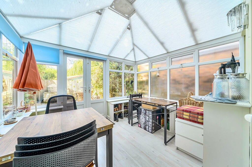 House in Redhill - View 3