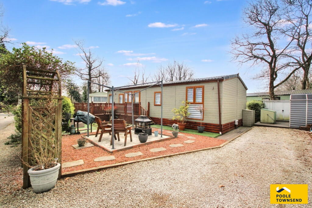 2-bed caravan on Old Hall More Caravan Park, Hale, £100,000
