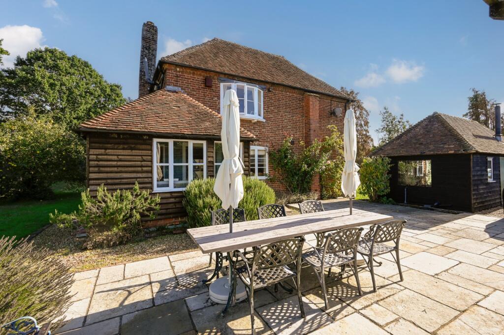 House in Tonbridge - View 3
