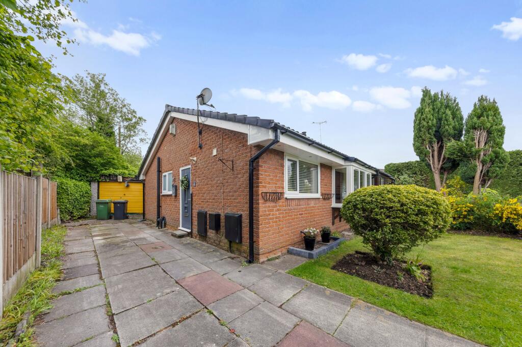 Main image of property: Littleton Close, Great Sankey, WA5