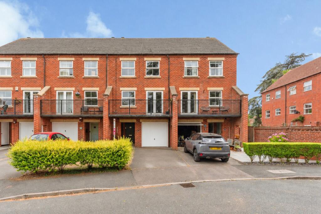 Main image of property: Cameron Lane, Fernwood, Newark