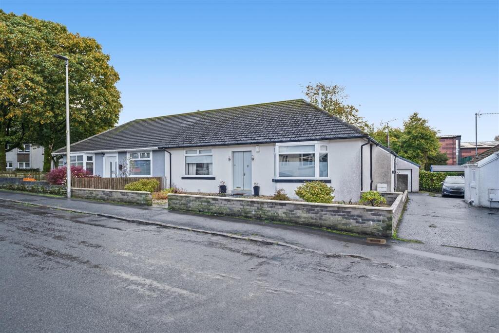 2-bed semi-detached on Cochrane Street, Strathaven, £235,000