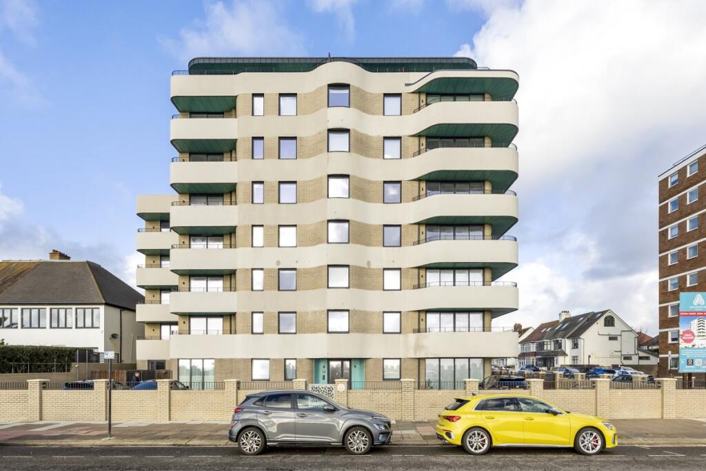 Main image of property: 239 Kingsway, Hove