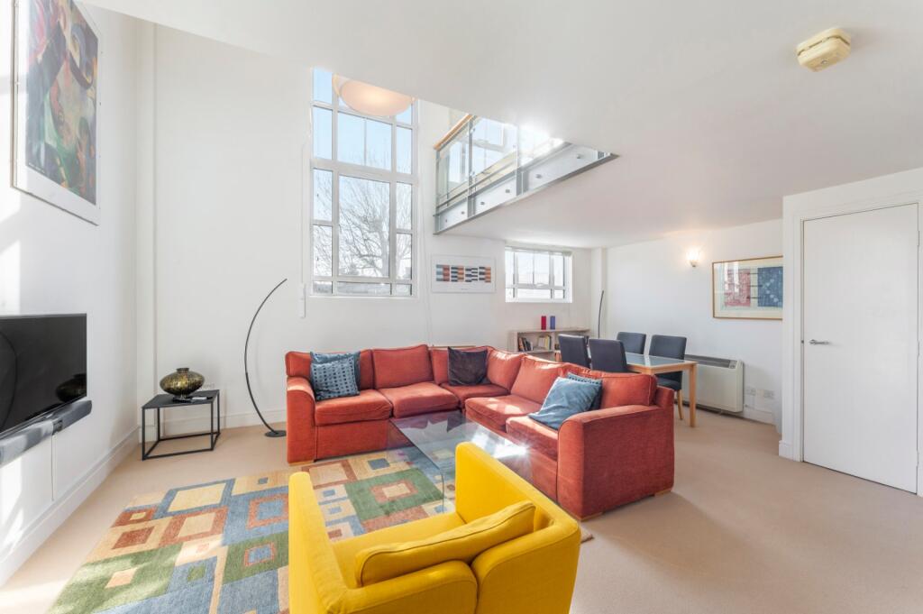 Apartment in London - View 5