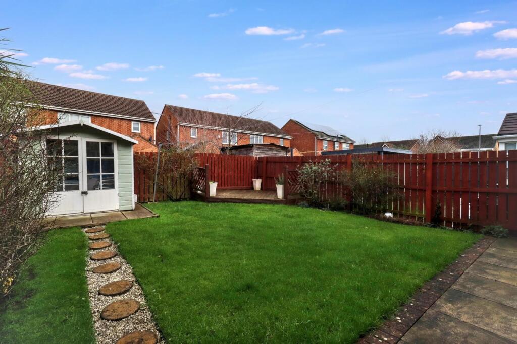 Rosslyn Court, Lower Hartburn, Stockton-On-Tees, TS18 3UD photo 3