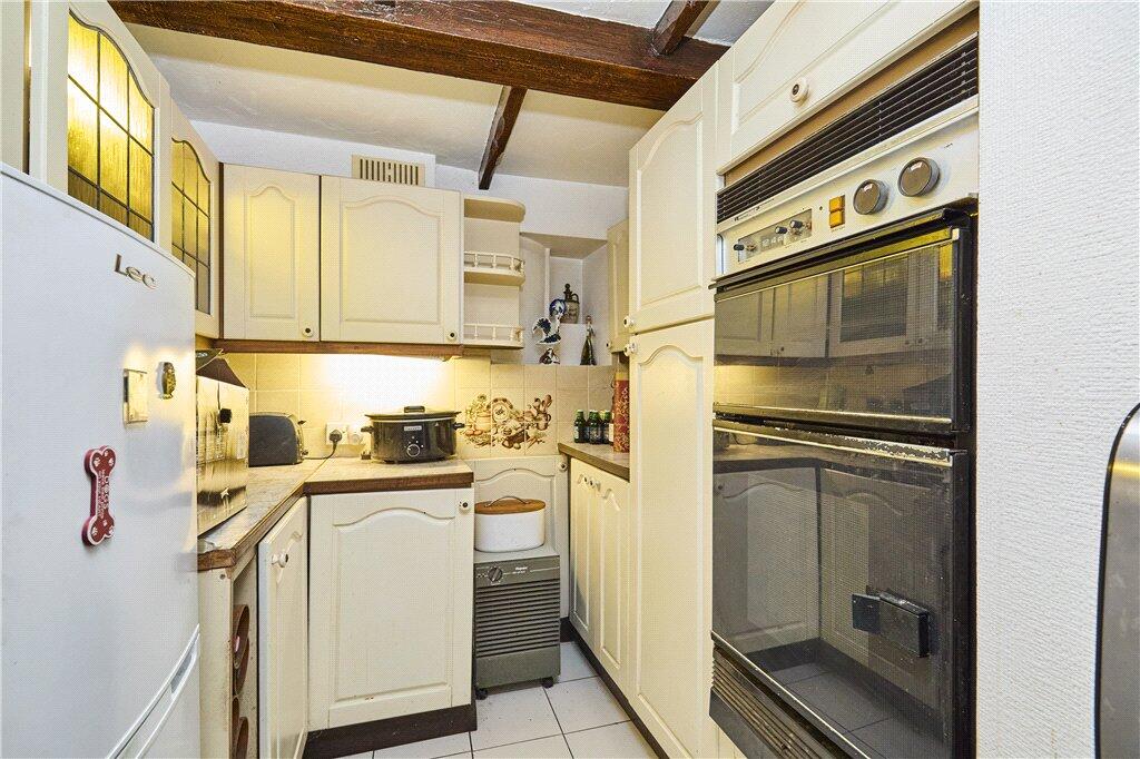 Additional image 9 of Knoll View, Baildon, West Yorkshire, BD17