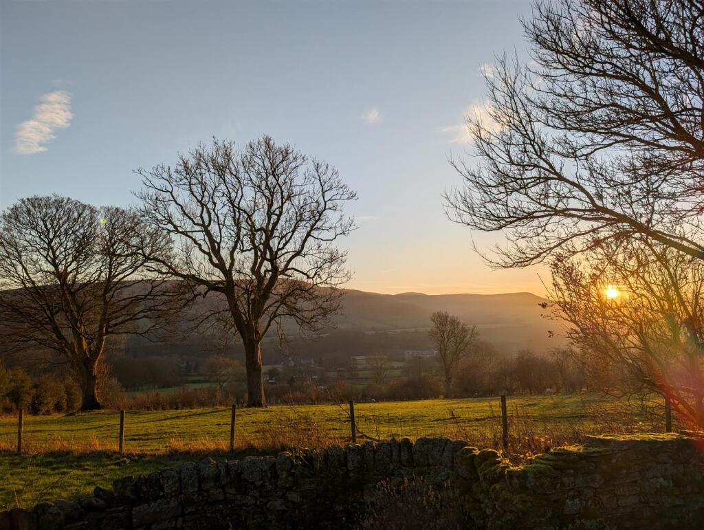 House in Sheffield - View 4