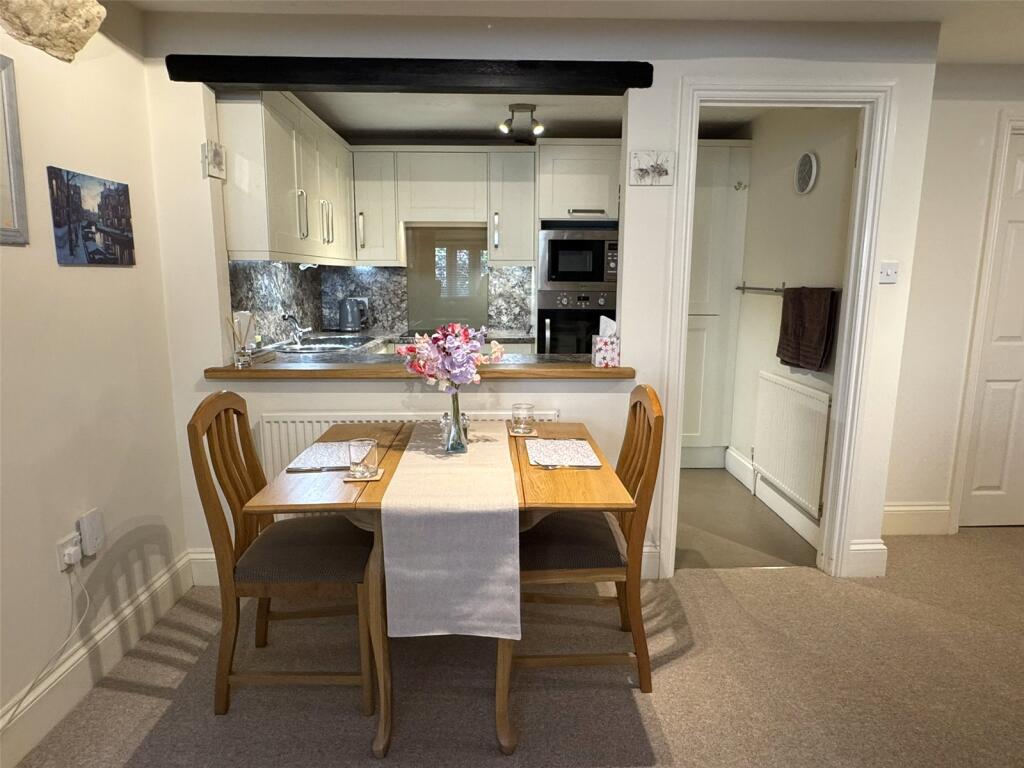 Victoria Court, Silver Street, Ilminster, TA19 photo 4