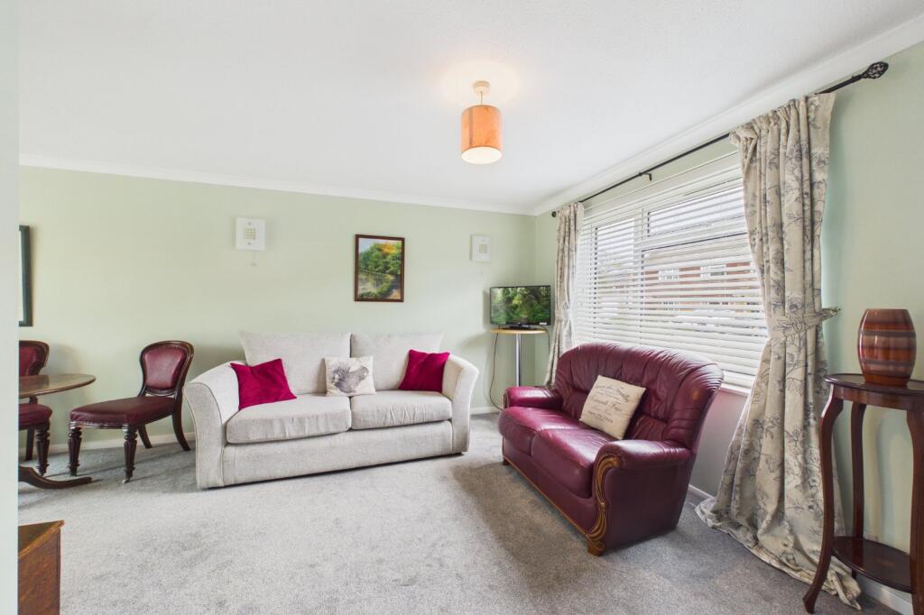 Whaley Road, Wokingham, Berkshire, RG40 - View 3