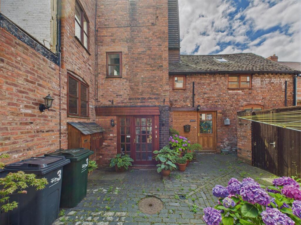 Main image of property: London Lane, Upton-Upon-Severn, Worcester