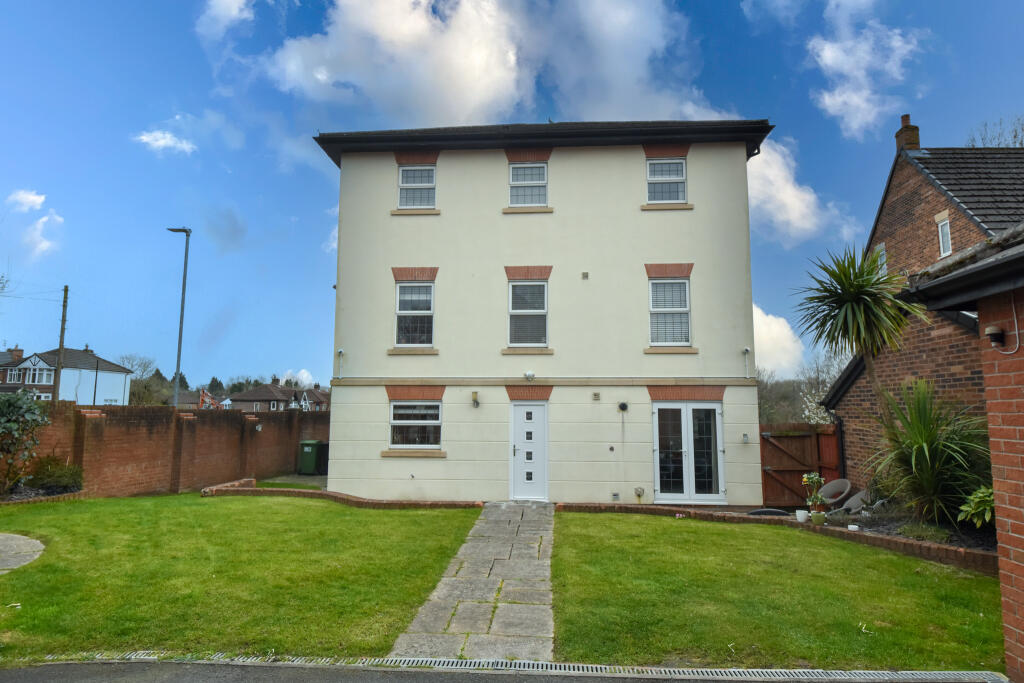 Ambleside Road, Flixton, M41 photo 4