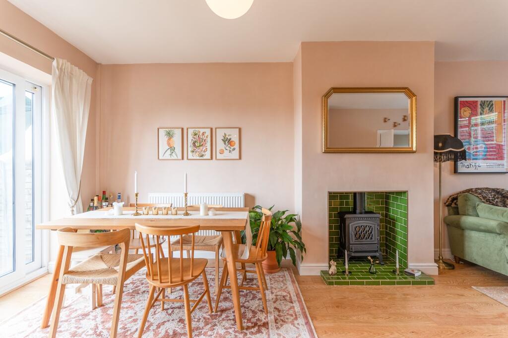 House in Newport, Malpas - More